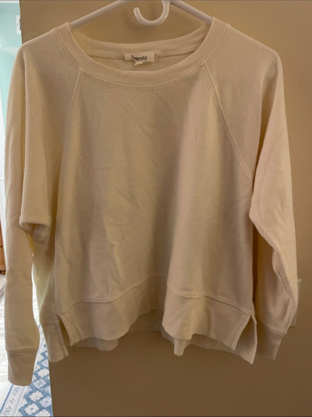 Splendid Cream Lightweight Crewneck Sweatshirt